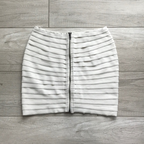 Silence + Noise (Urban Outfitters) Ribbed Pencil Skirt With Zipper - Picture 1 of 3